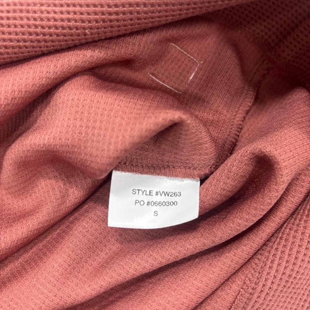 Vuori Waffle Knit Hoodie Solid Mauve Size Small - Picture 2 of 5